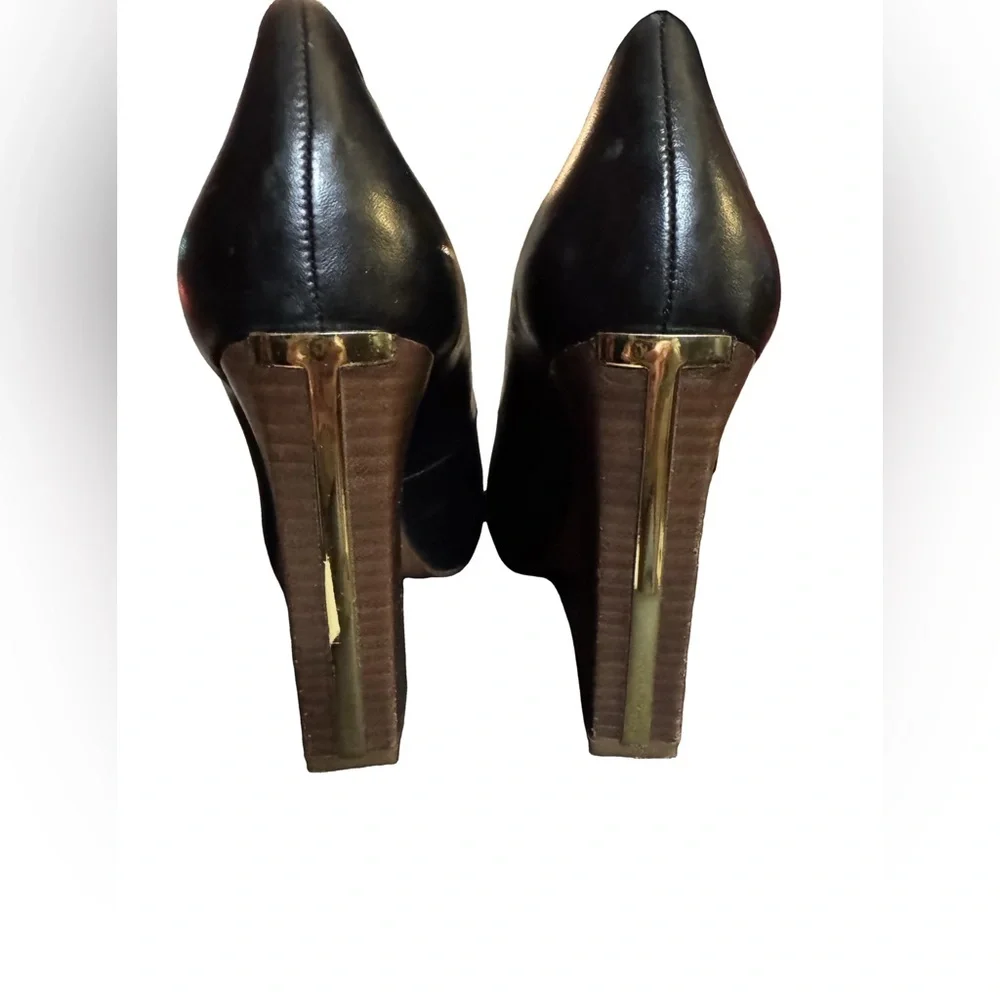 Tory Burch w/Gold Accent Wood Block Heel - Picture 2 of 6